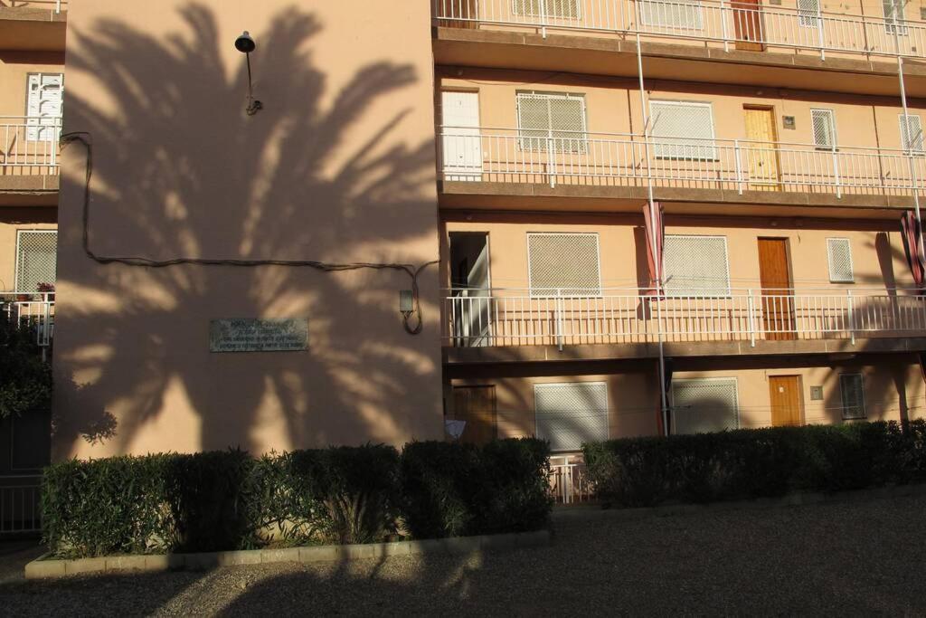 Apartment In Front Of Arrabassada Beach Tarragone Extérieur photo